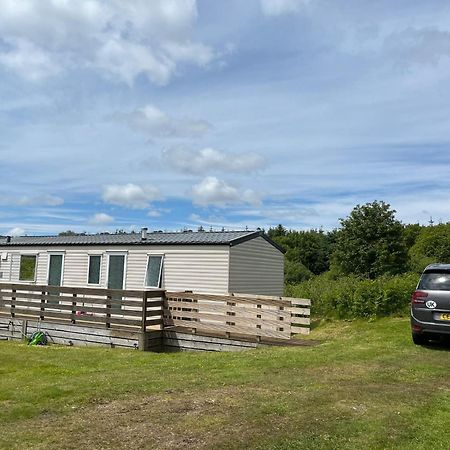 Lochview Retreat Caravan Balminnoch Exteriör bild