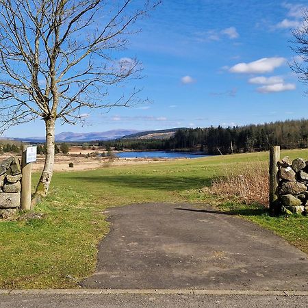 Lochview Retreat Caravan Balminnoch Exteriör bild